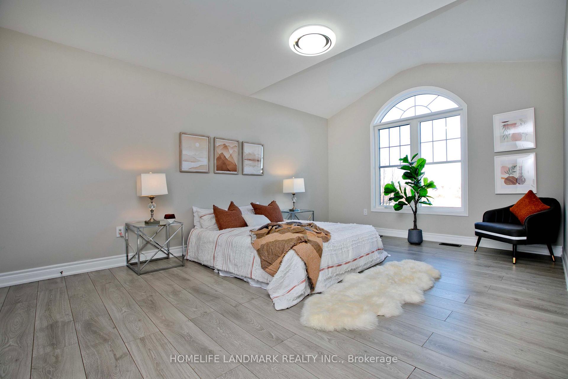 Photo 19 of 91 James Parrott Avenue, Markham, Wismer — HOMEH