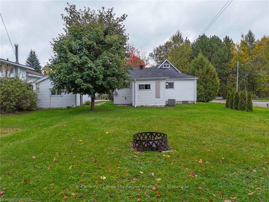Photo 33 of 293 Arthur Street, West Nipissing, Sturgeon Falls — HOMEH