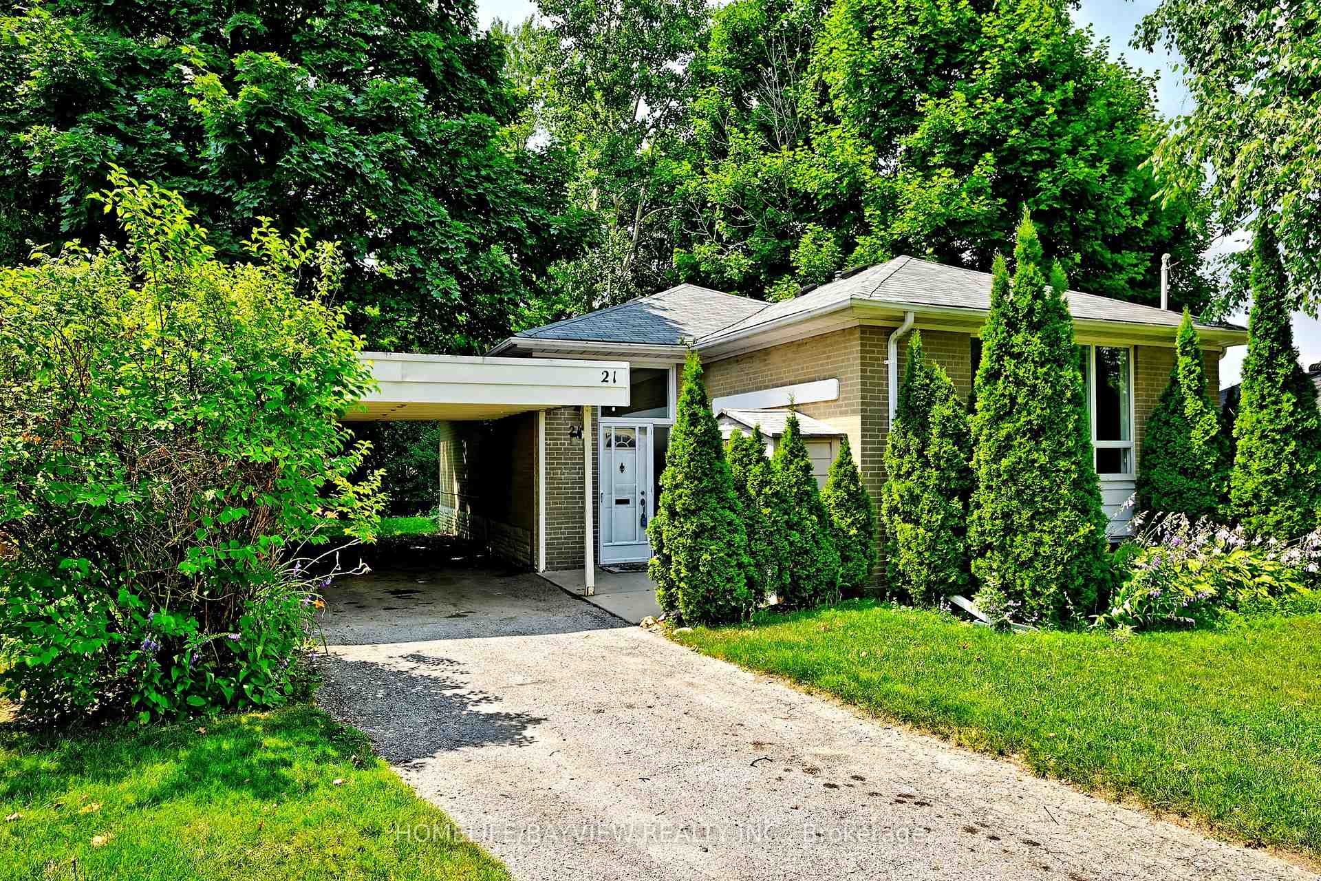 Photo 2 of 21 Browning Court, Aurora, Aurora Highlands — HOMEH