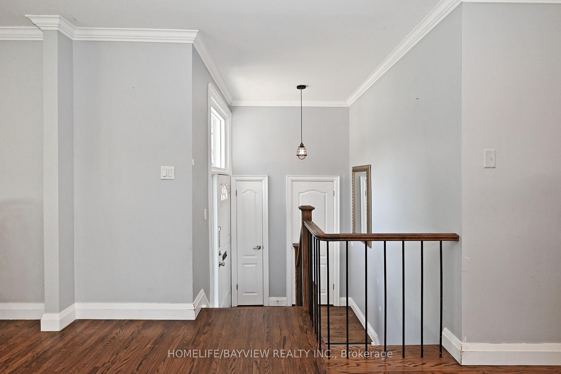 Photo 4 of 21 Browning Court, Aurora, Aurora Highlands — HOMEH