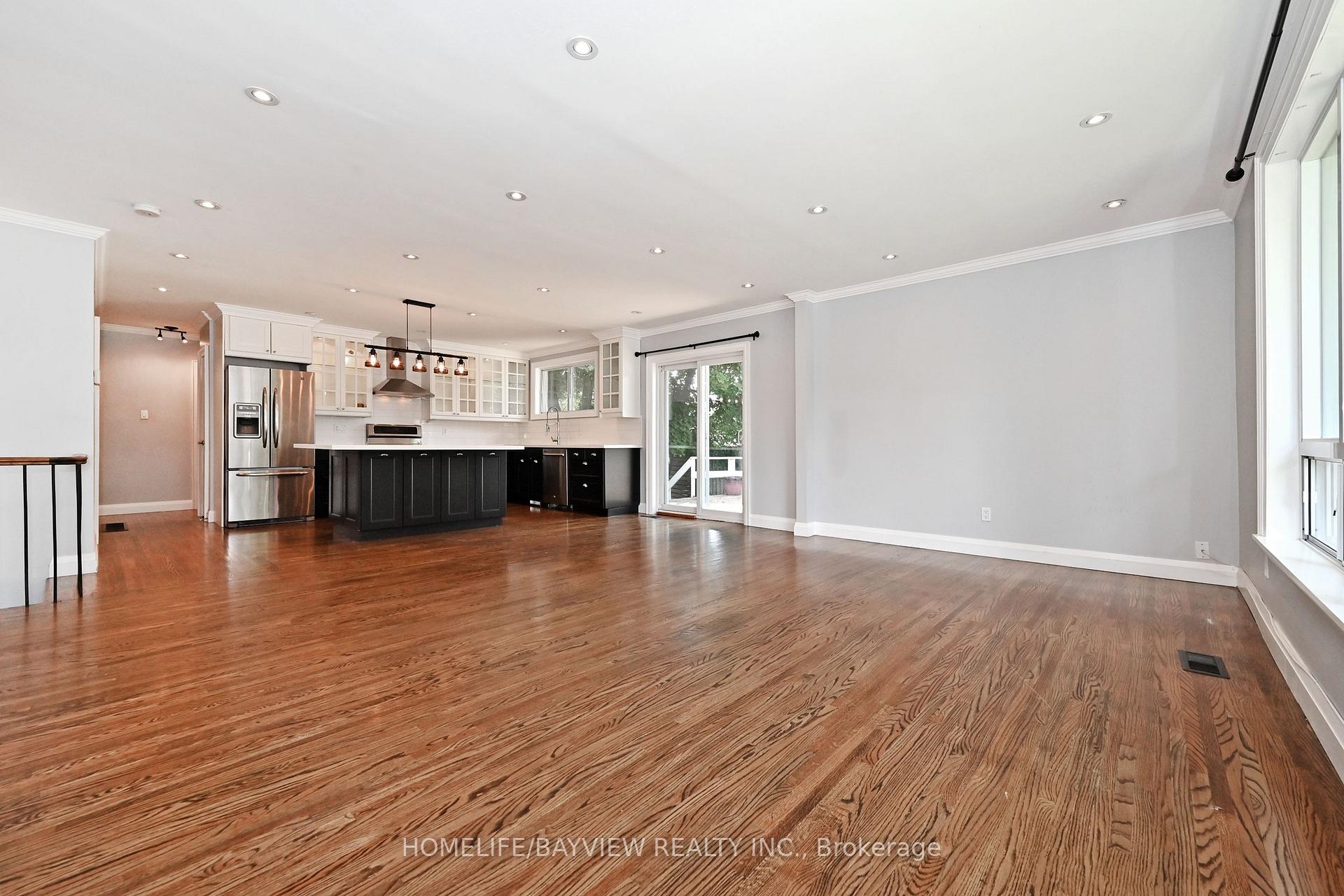 Photo 9 of 21 Browning Court, Aurora, Aurora Highlands — HOMEH