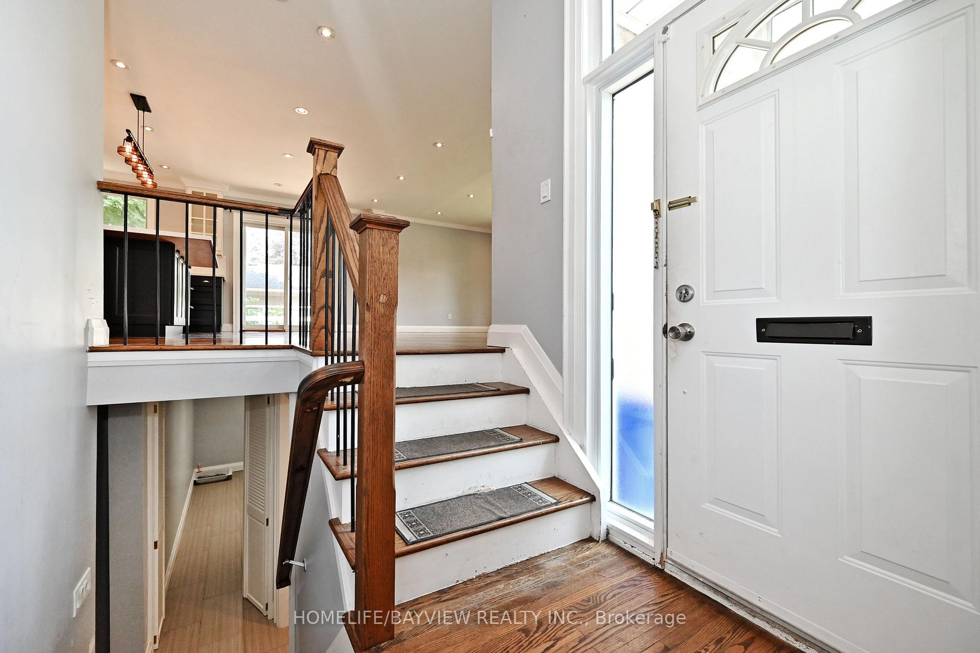 Photo 31 of 21 Browning Court, Aurora, Aurora Highlands — HOMEH