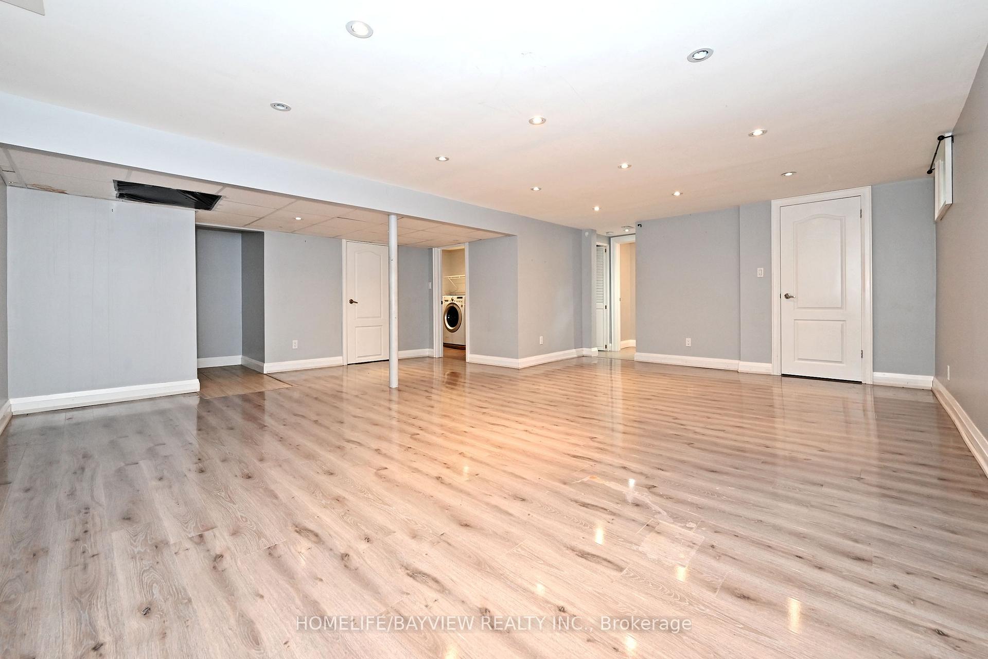 Photo 30 of 21 Browning Court, Aurora, Aurora Highlands — HOMEH
