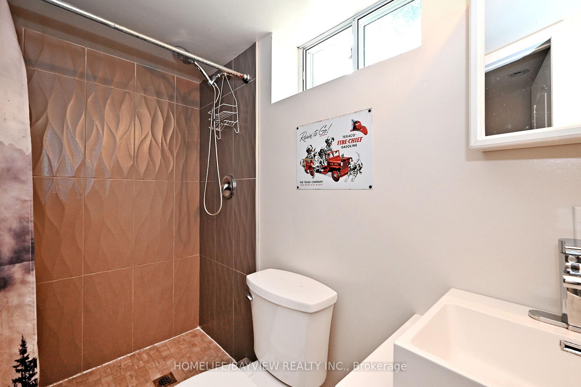 Photo 43 of 21 Browning Court, Aurora, Aurora Highlands — HOMEH