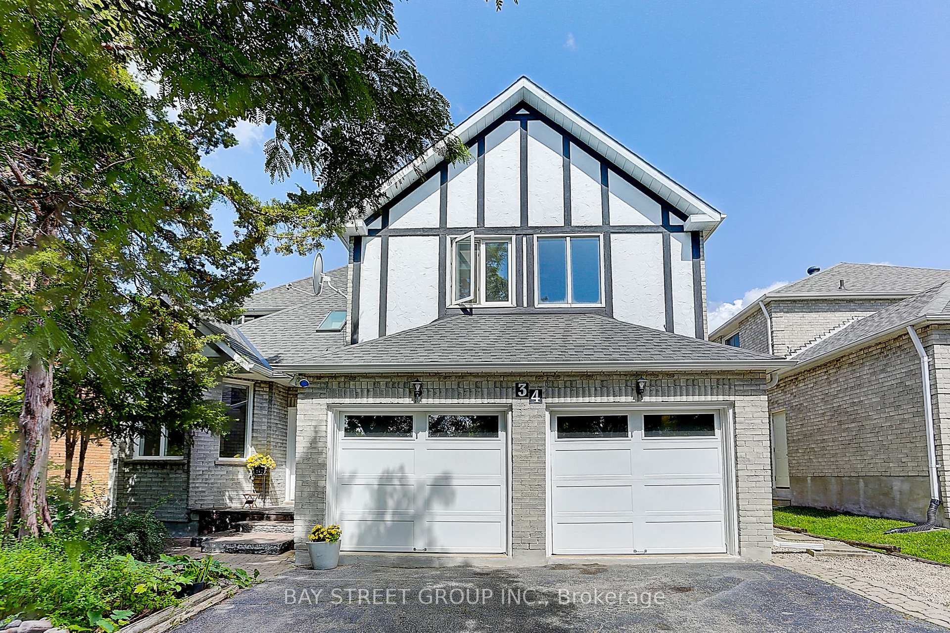 Photo 1 of 34 Brooklyn Crescent, Markham, Markville — HOMEH