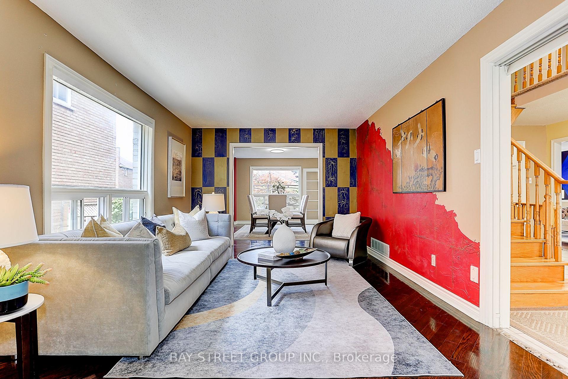Photo 13 of 34 Brooklyn Crescent, Markham, Markville — HOMEH