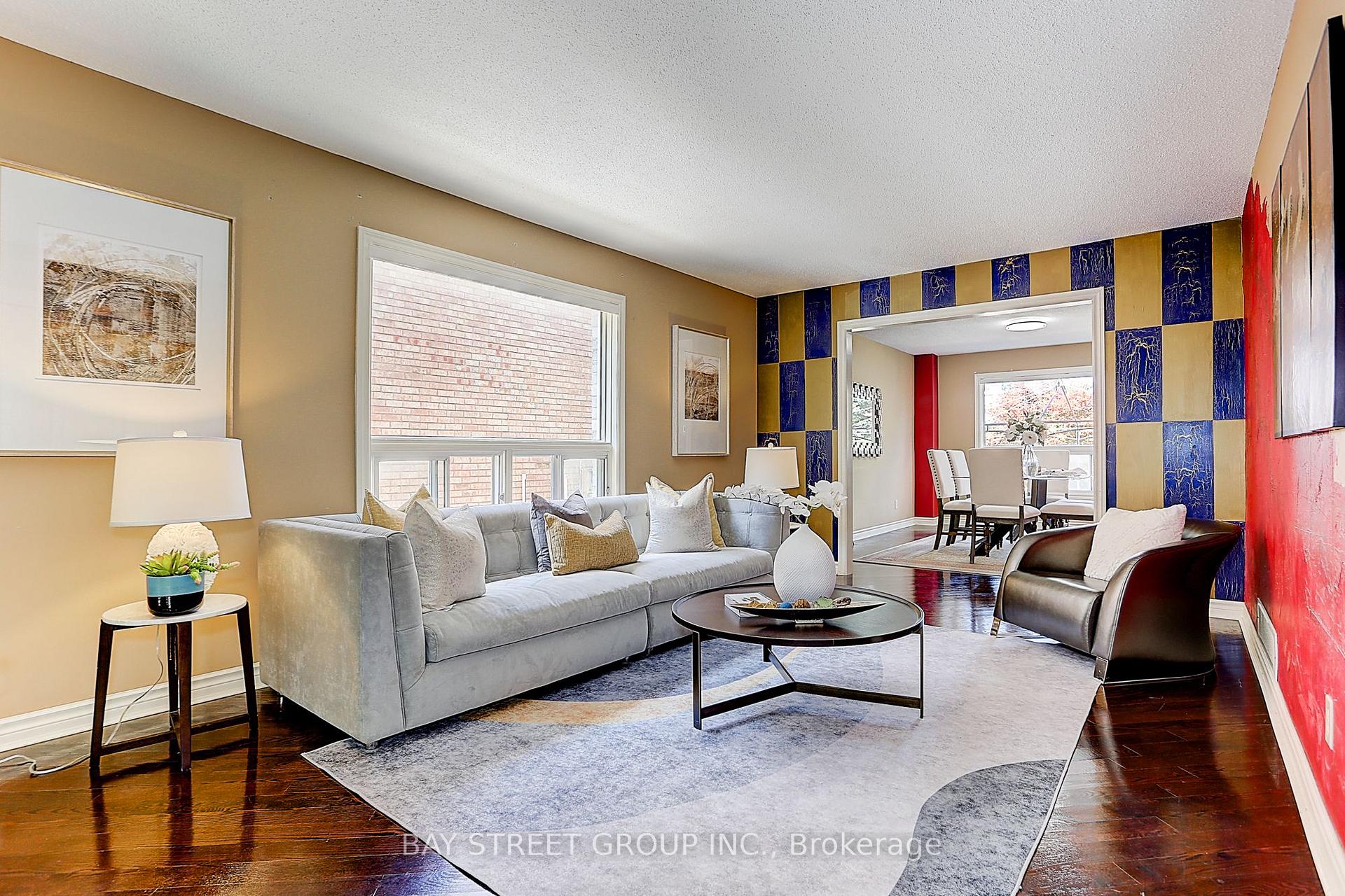 Photo 14 of 34 Brooklyn Crescent, Markham, Markville — HOMEH