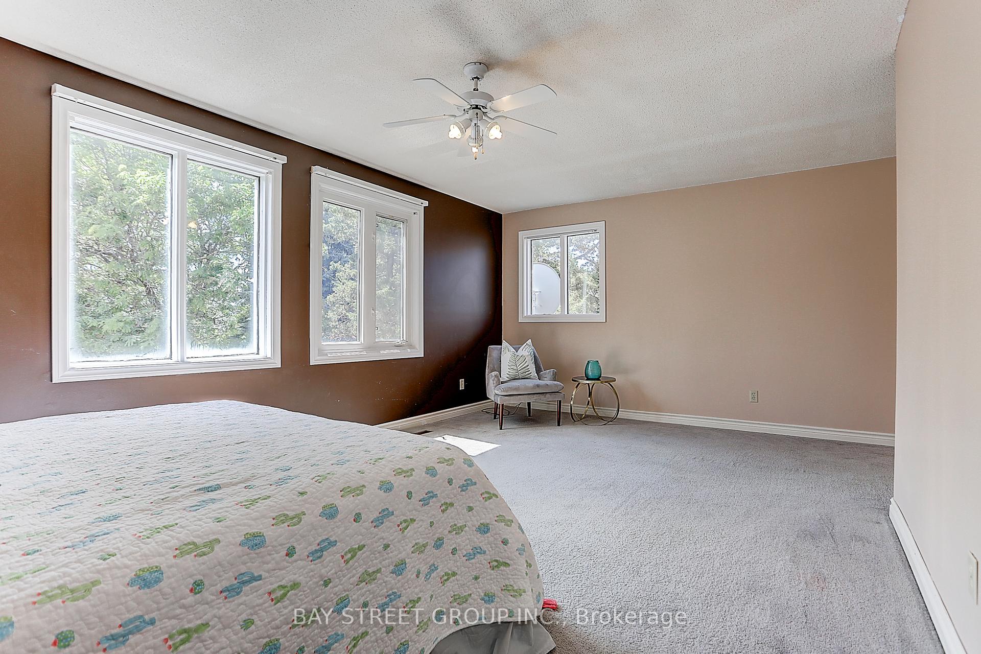 Photo 30 of 34 Brooklyn Crescent, Markham, Markville — HOMEH