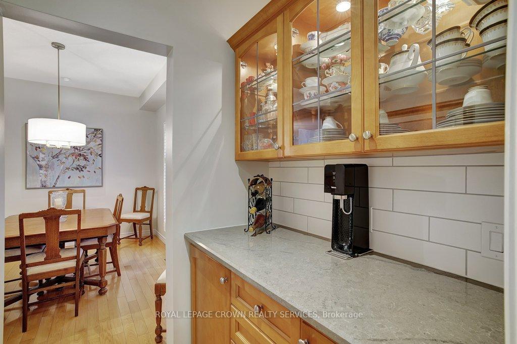 Photo 8 of 441 Woodrow Drive, Waterloo — HOMEH