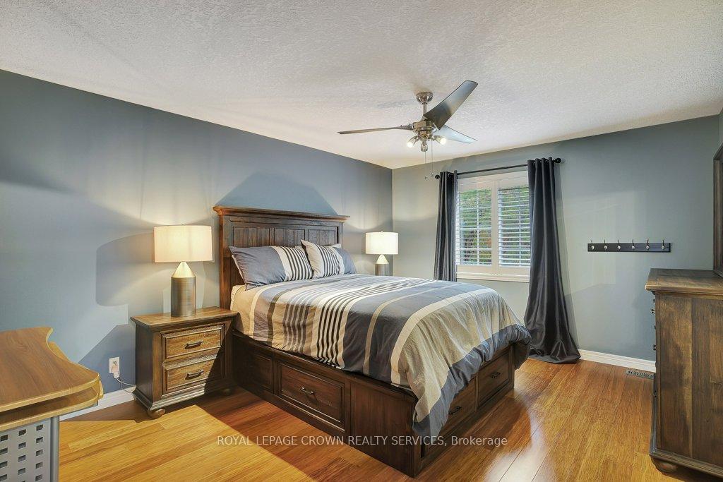 Photo 20 of 441 Woodrow Drive, Waterloo — HOMEH