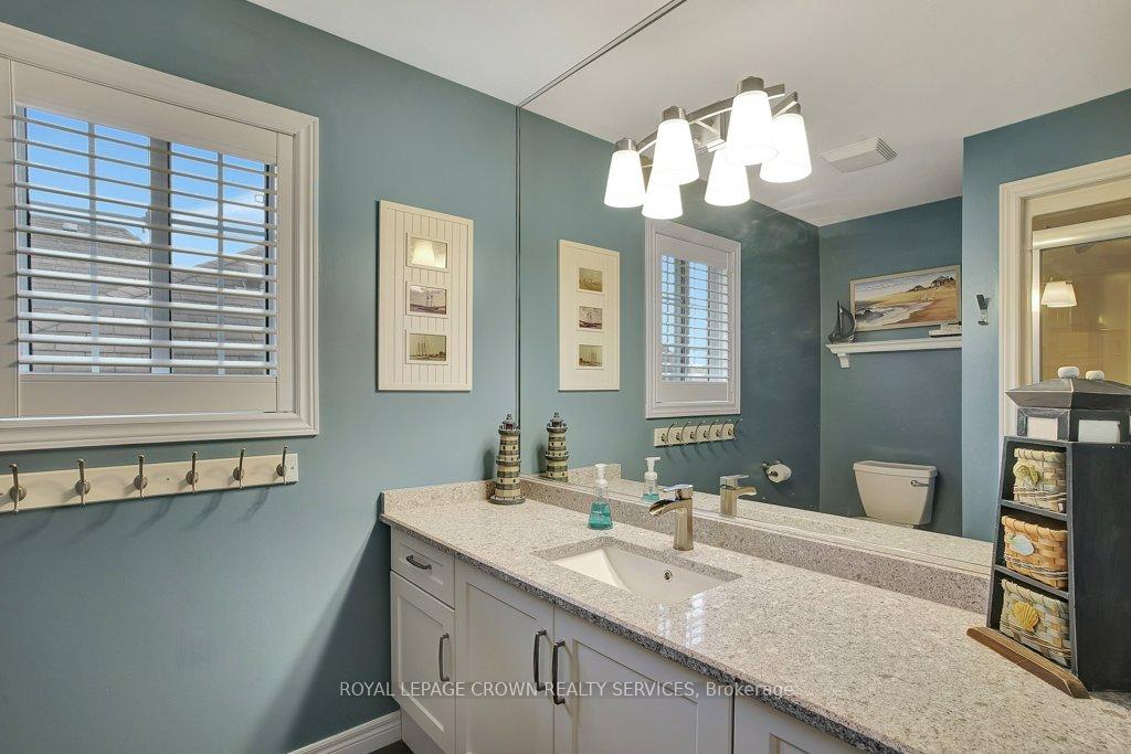 Photo 23 of 441 Woodrow Drive, Waterloo — HOMEH