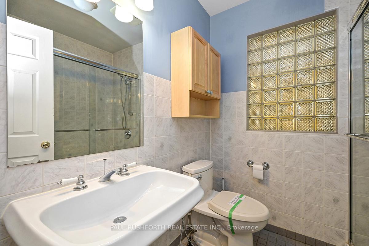 Photo 18 of 386 Billings Avenue, Ottawa, Alta Vista/Faircrest Heights — HOMEH