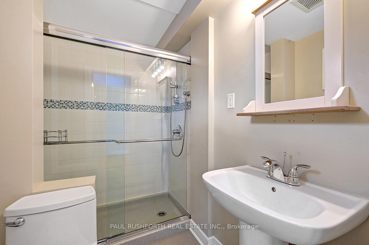Photo 20 of 386 Billings Avenue, Ottawa, Alta Vista/Faircrest Heights — HOMEH