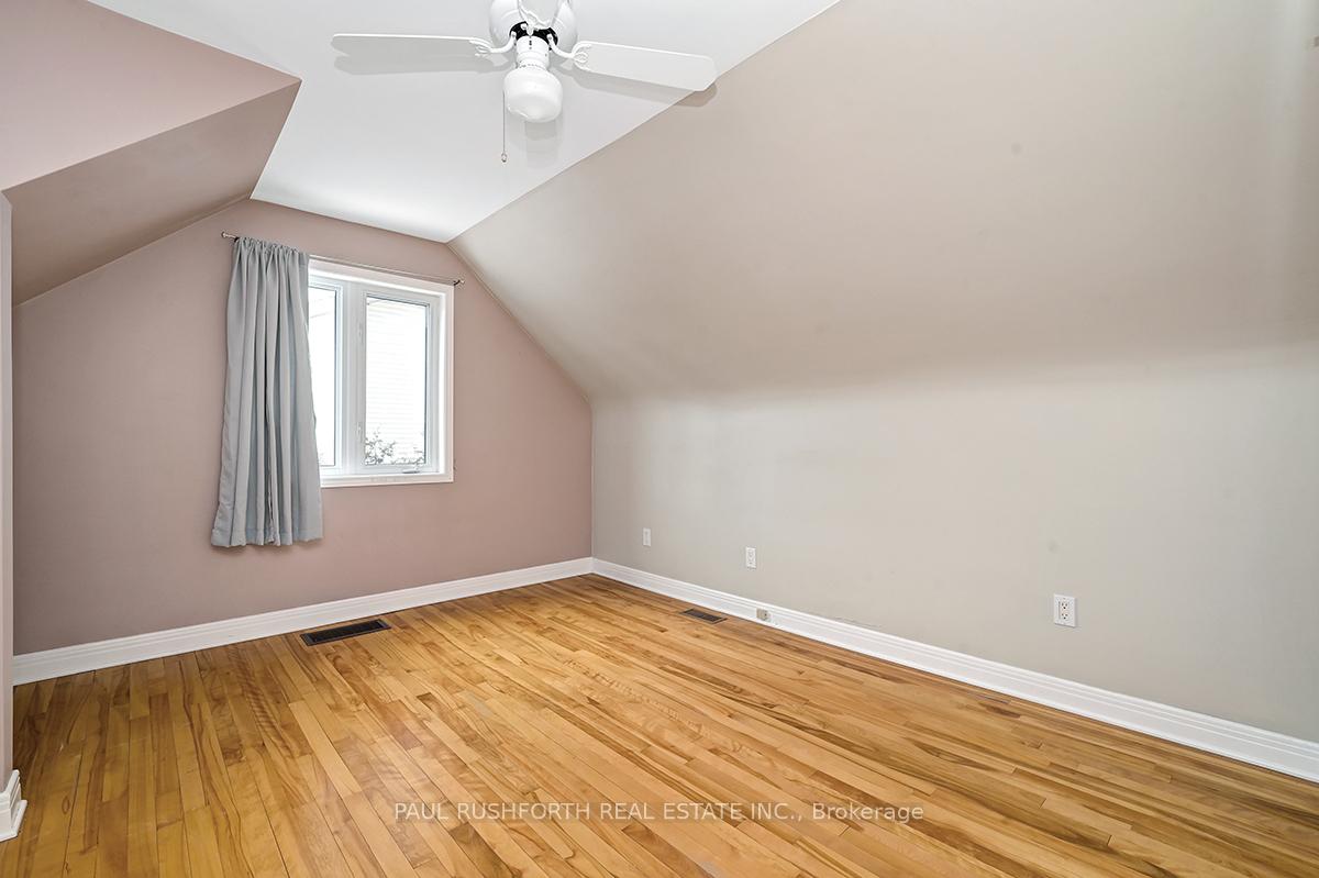 Photo 23 of 386 Billings Avenue, Ottawa, Alta Vista/Faircrest Heights — HOMEH