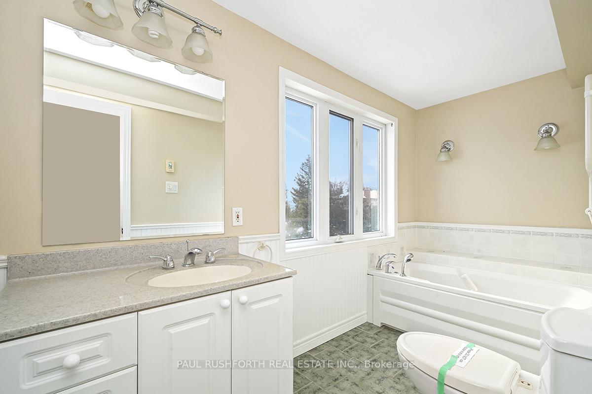 Photo 24 of 386 Billings Avenue, Ottawa, Alta Vista/Faircrest Heights — HOMEH