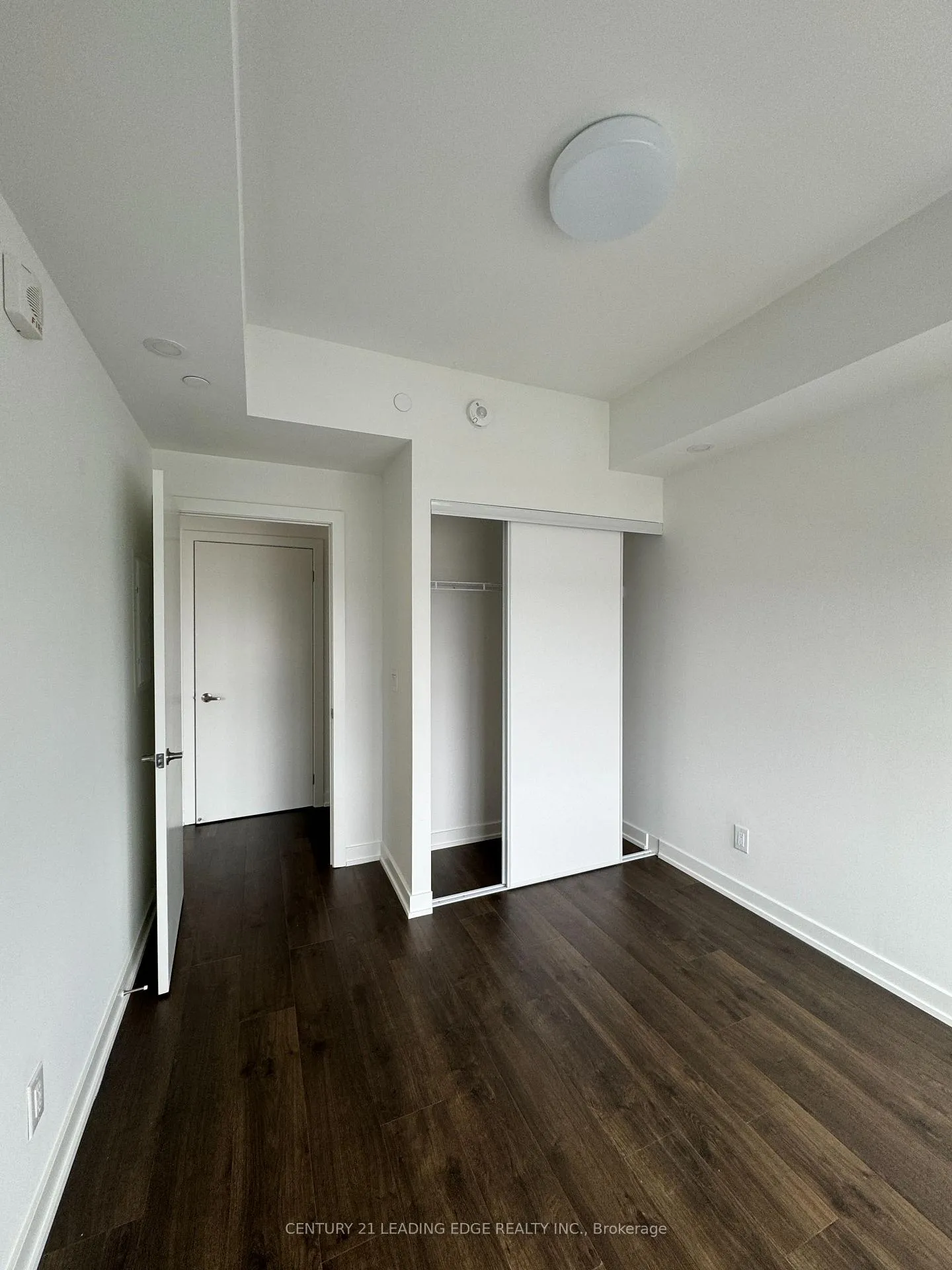 Photo 10 of Unit 1210, 56 Lakeside Terrace, Barrie, Little Lake — HOMEH