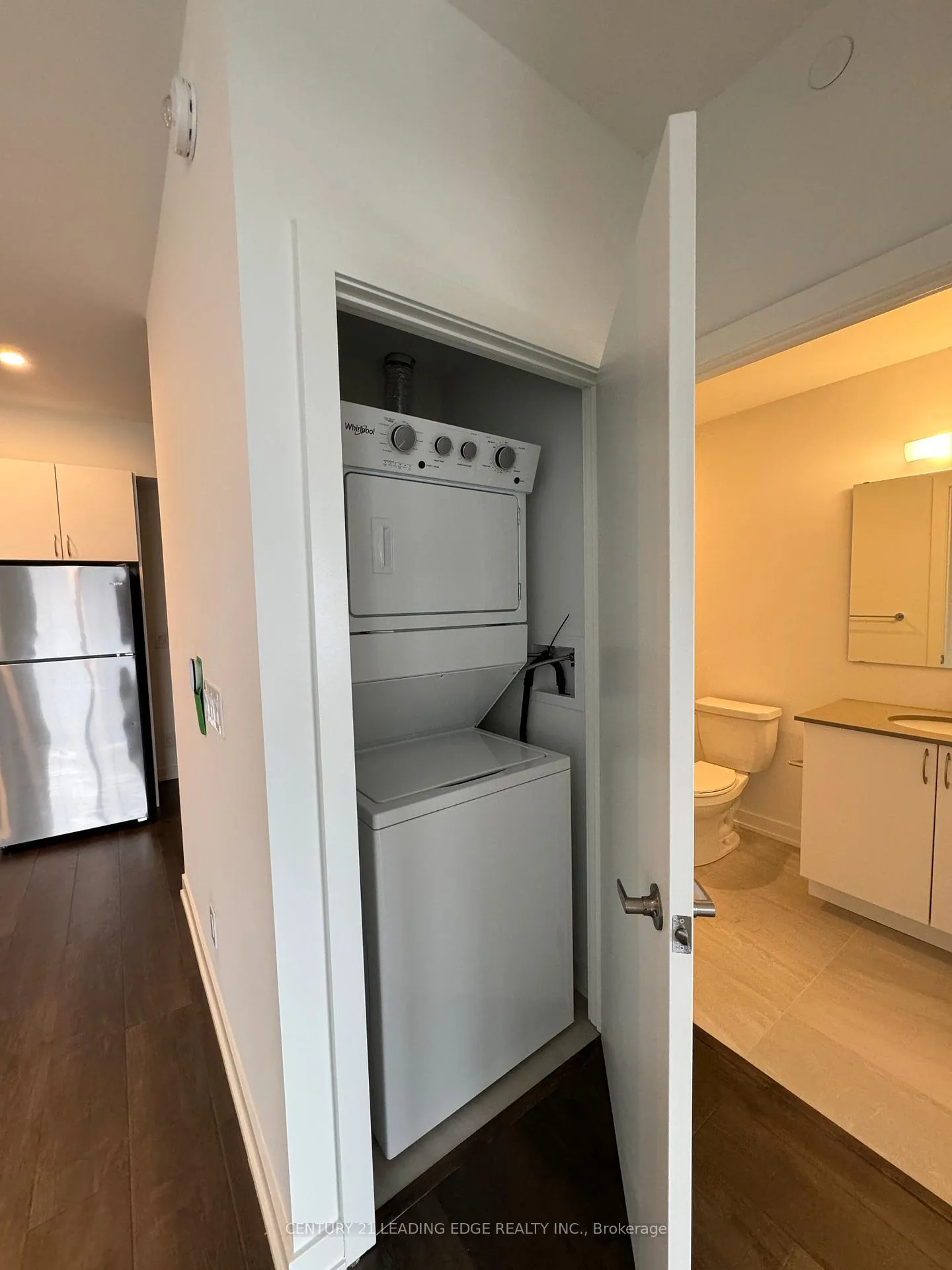 Photo 14 of Unit 1210, 56 Lakeside Terrace, Barrie, Little Lake — HOMEH