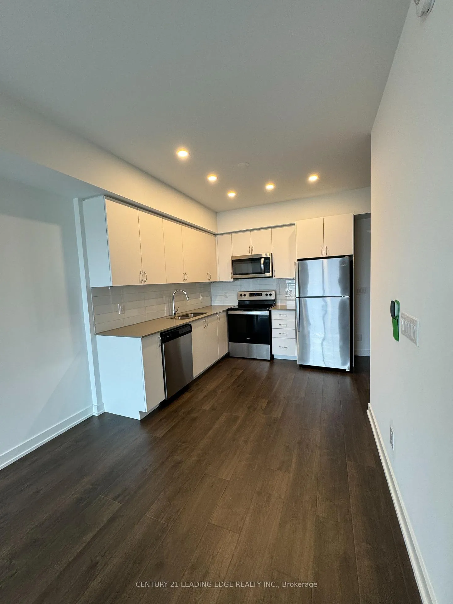 Photo 15 of Unit 1210, 56 Lakeside Terrace, Barrie, Little Lake — HOMEH