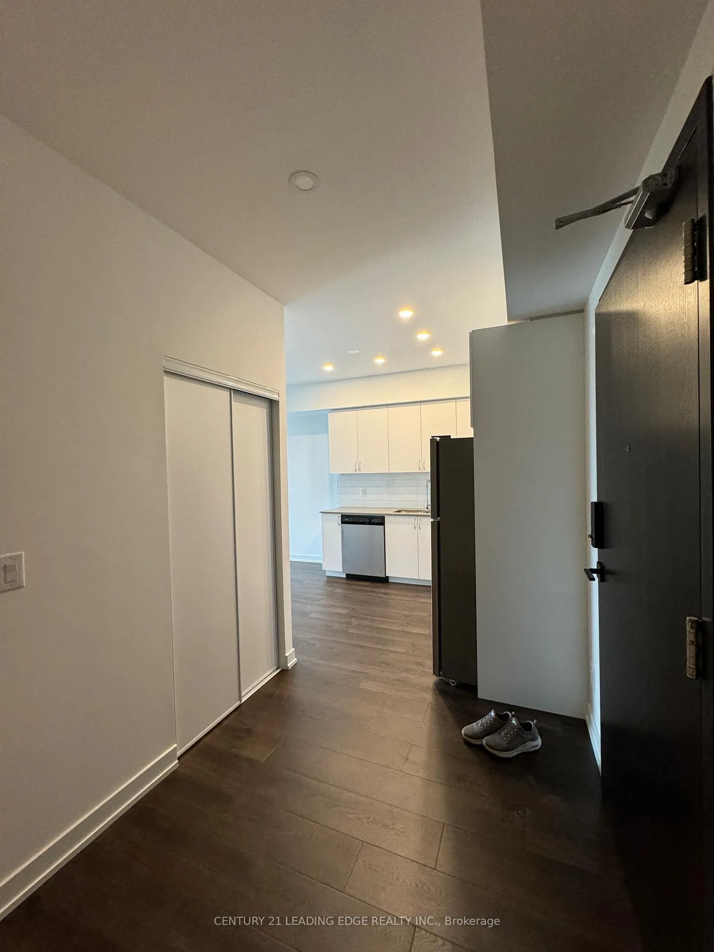 Photo 23 of Unit 1210, 56 Lakeside Terrace, Barrie, Little Lake — HOMEH