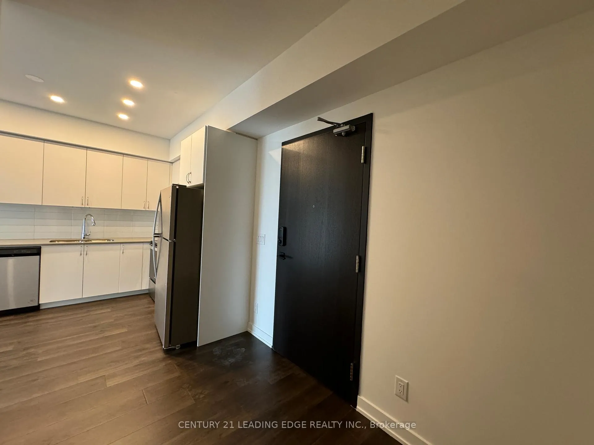 Photo 26 of Unit 1210, 56 Lakeside Terrace, Barrie, Little Lake — HOMEH