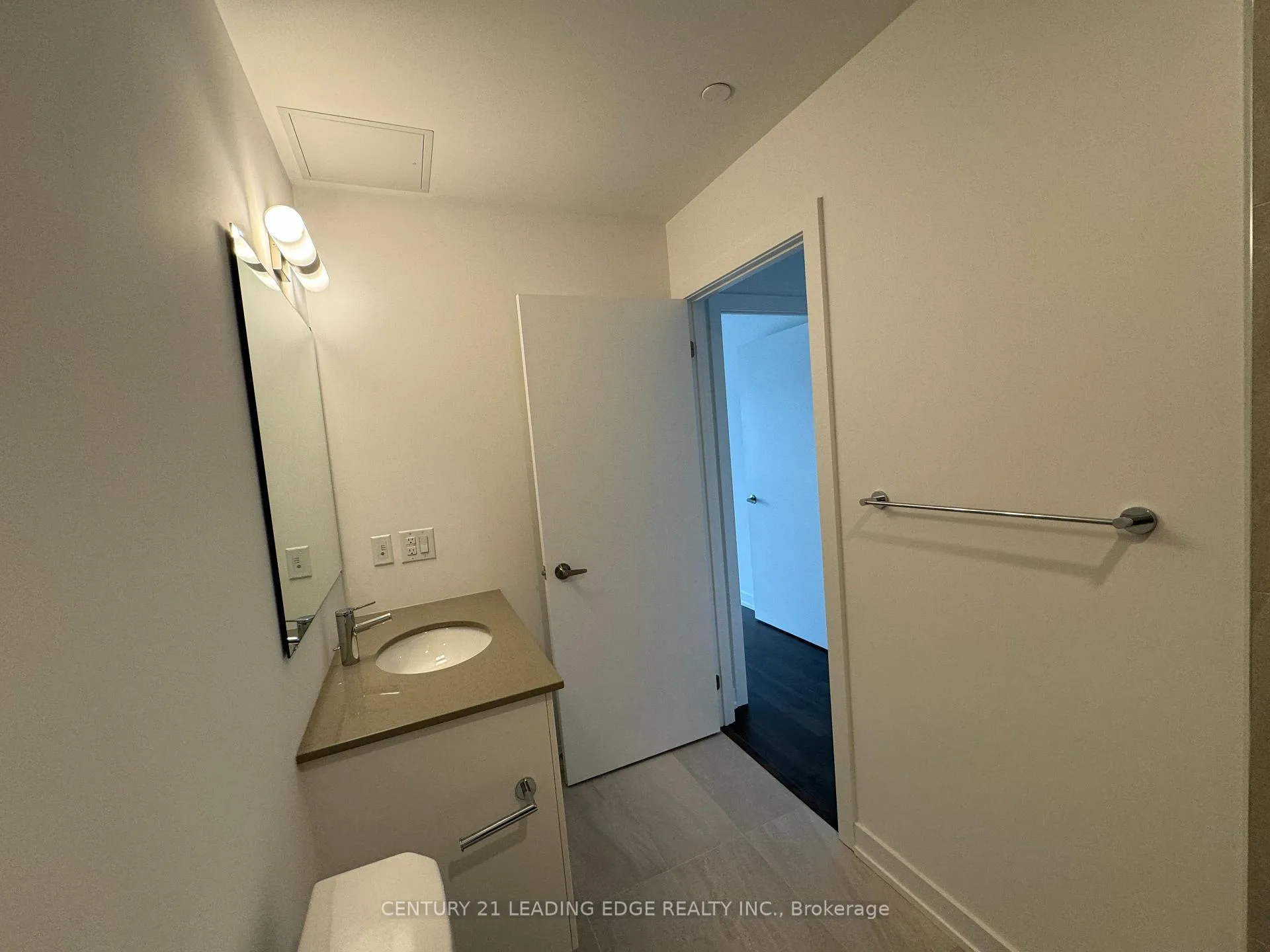 Photo 39 of Unit 1210, 56 Lakeside Terrace, Barrie, Little Lake — HOMEH