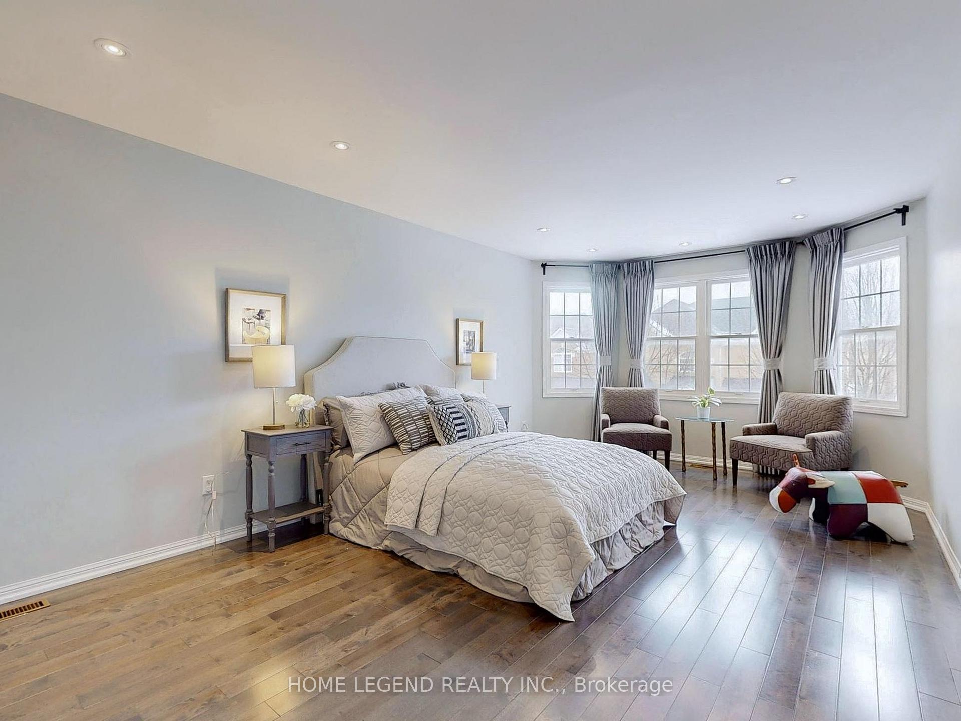 Photo 23 of 29 Wiltshire Drive, Markham, Berczy — HOMEH