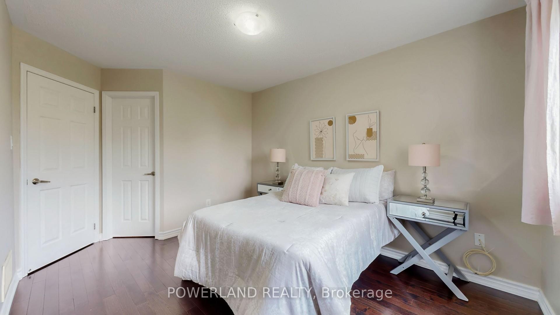 Photo 23 of 111 Spruce Pine Crescent, Vaughan, Patterson — HOMEH