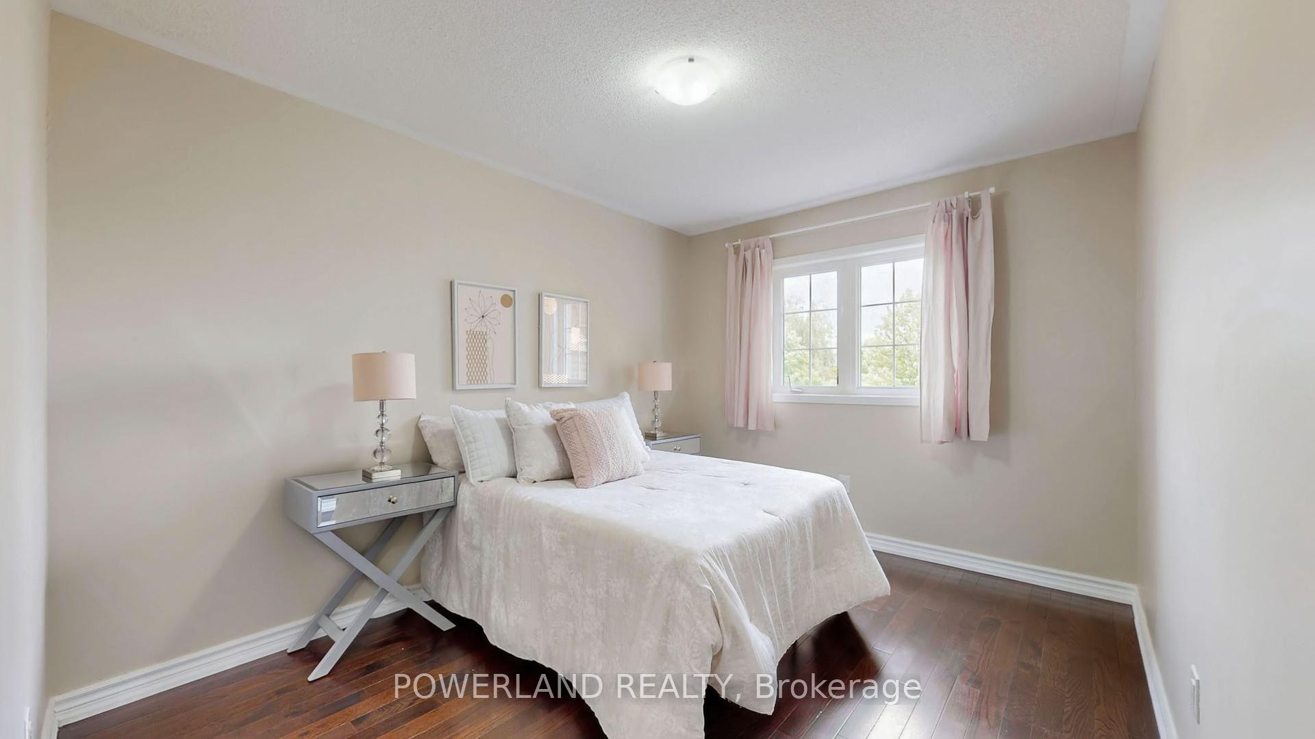 Photo 25 of 111 Spruce Pine Crescent, Vaughan, Patterson — HOMEH