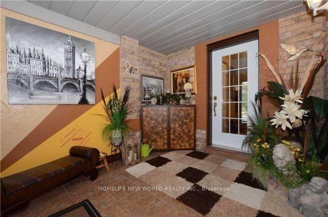Photo 4 of 67 Eddington Place, Vaughan, Maple — HOMEH