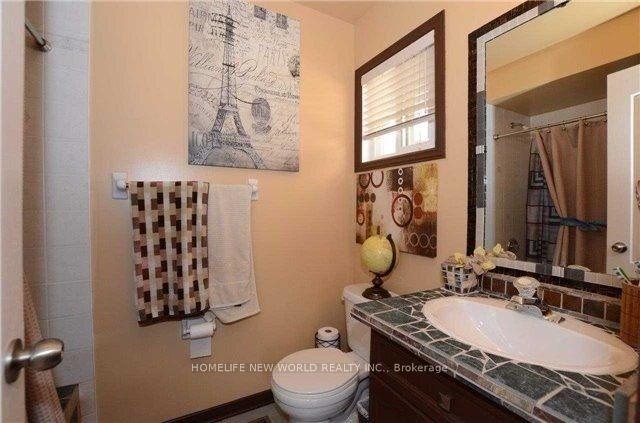 Photo 6 of 67 Eddington Place, Vaughan, Maple — HOMEH