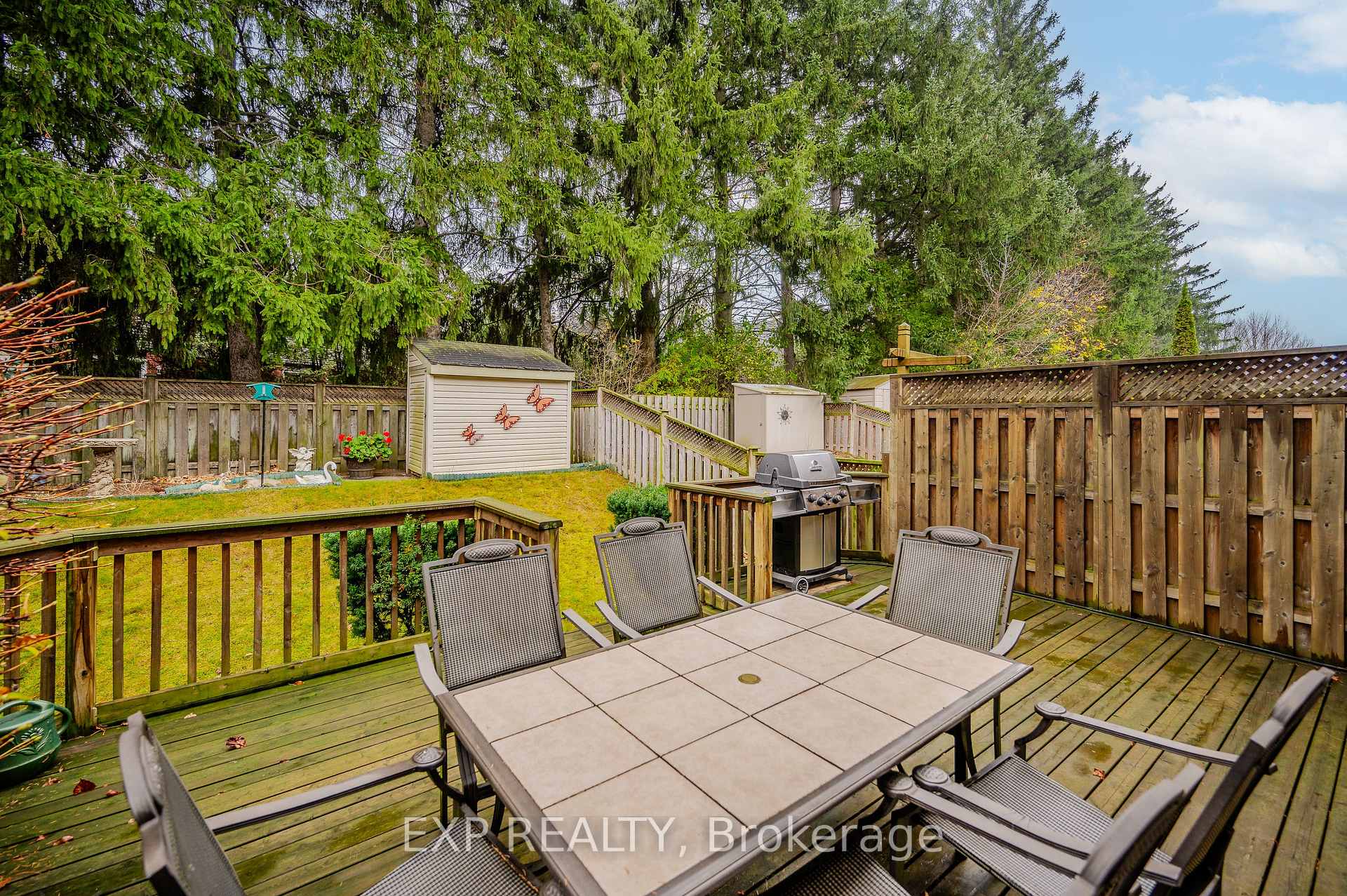 Photo 34 of 435 Shadow Wood Crescent, Waterloo — HOMEH