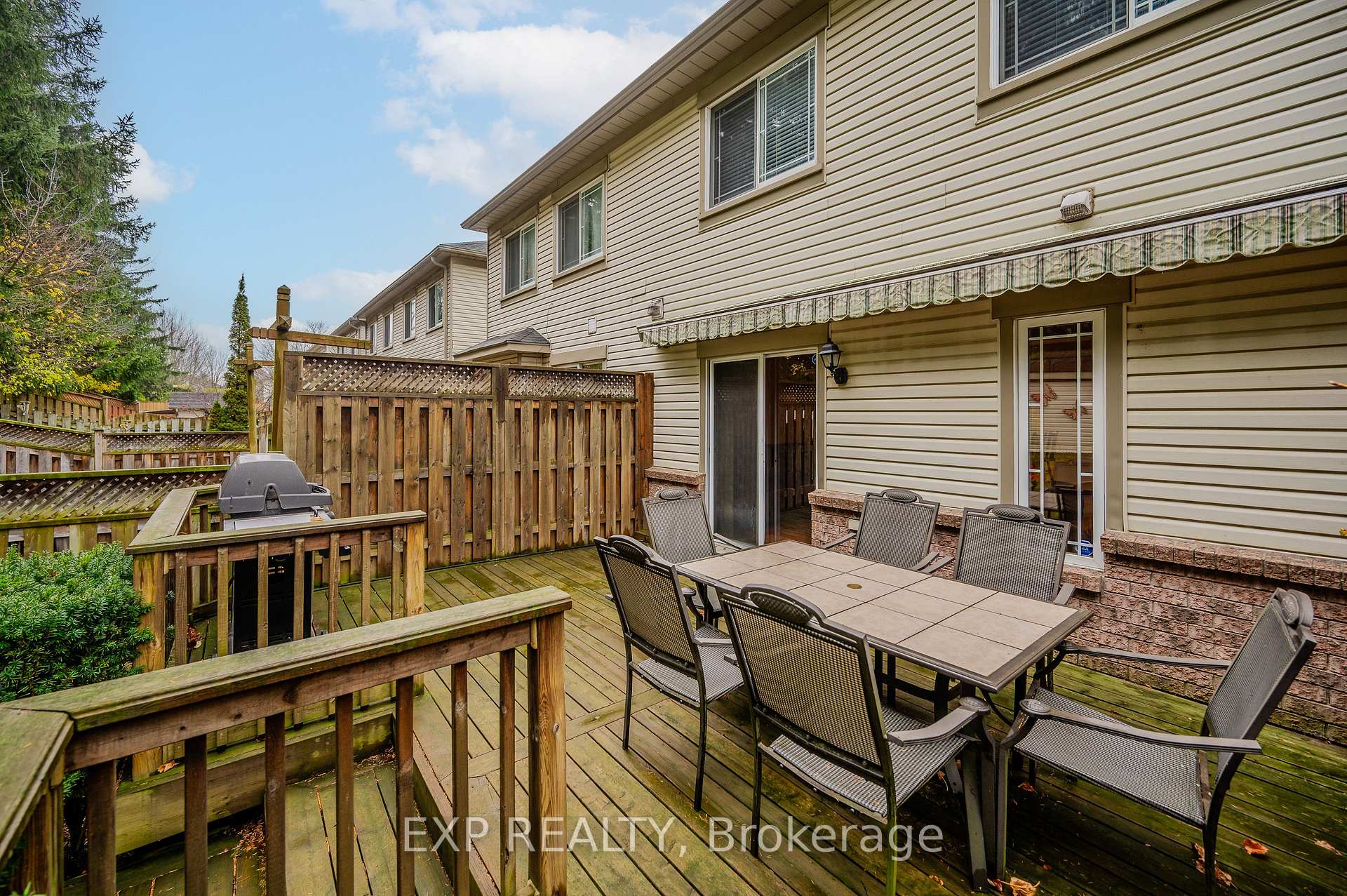 Photo 35 of 435 Shadow Wood Crescent, Waterloo — HOMEH