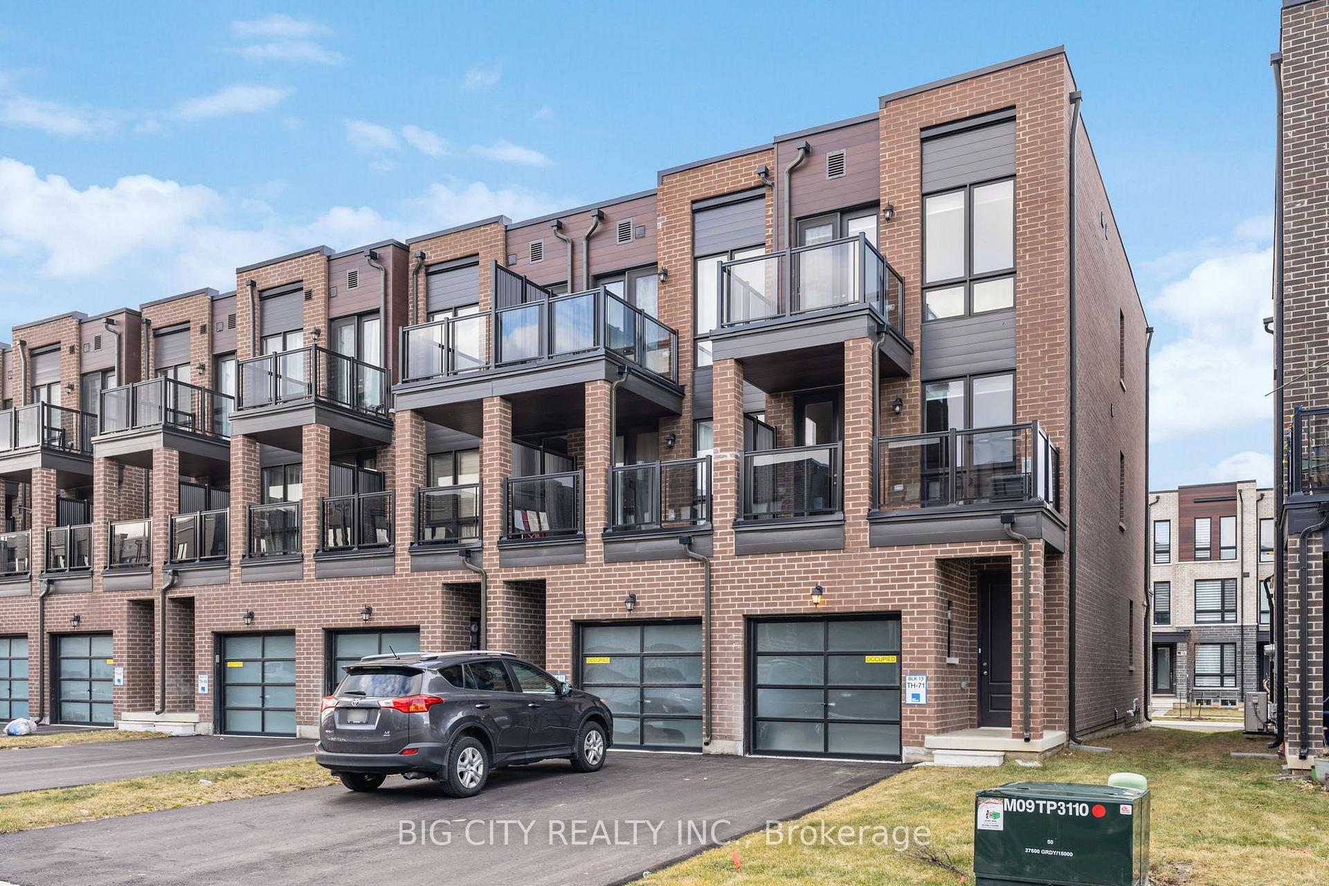 Photo 2 of 105 Stauffer Crescent, Markham, Cornell — HOMEH