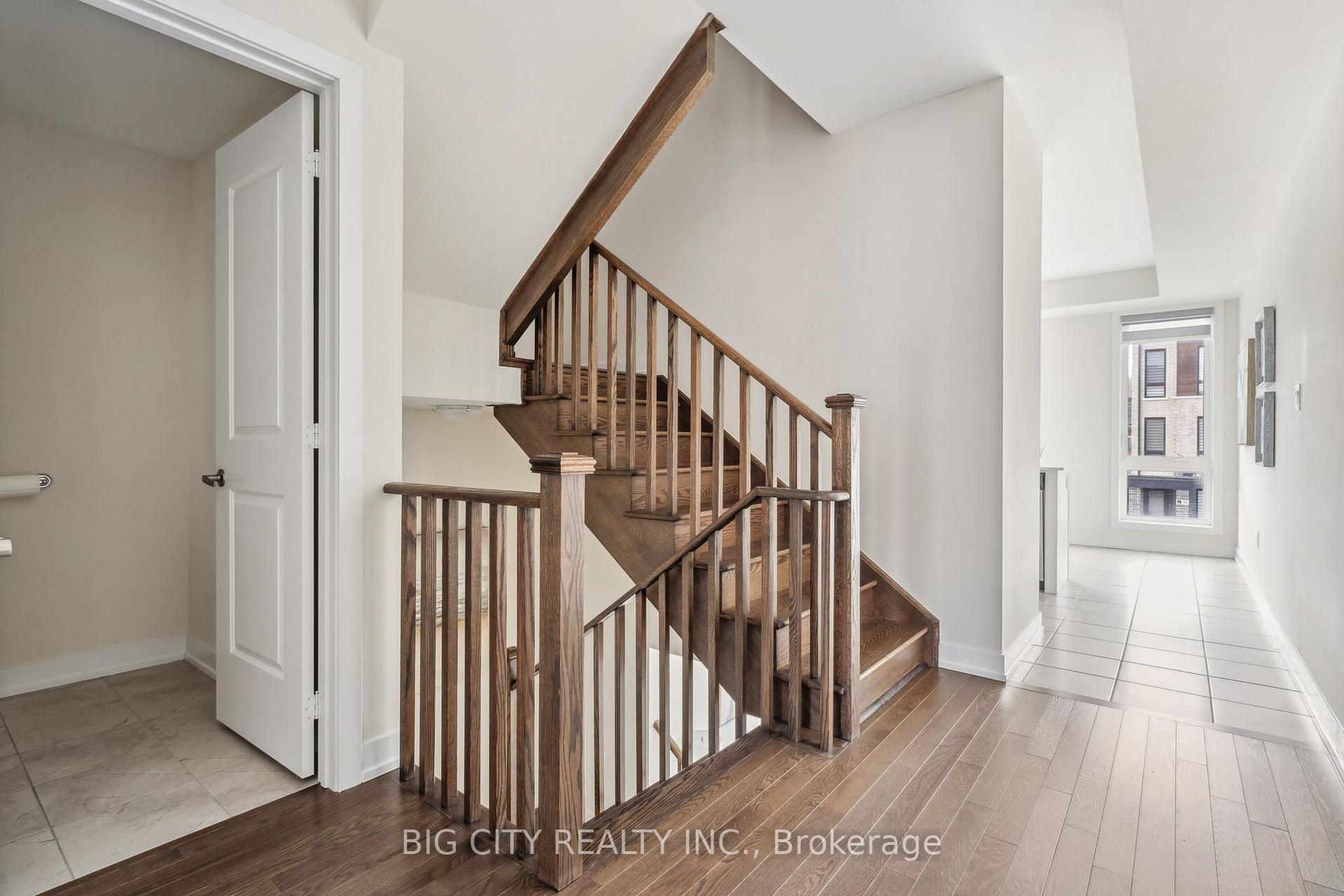 Photo 12 of 105 Stauffer Crescent, Markham, Cornell — HOMEH