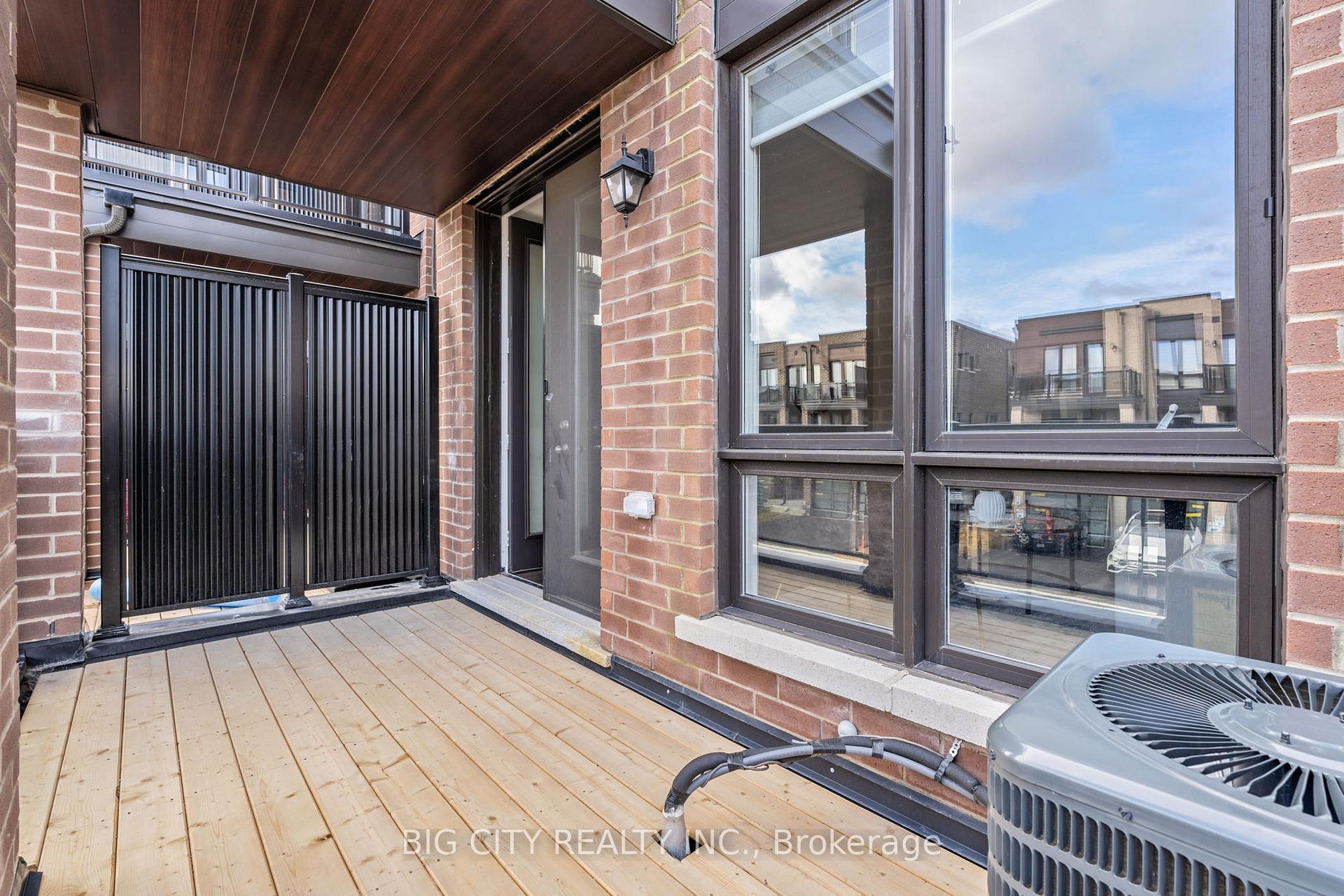 Photo 25 of 105 Stauffer Crescent, Markham, Cornell — HOMEH