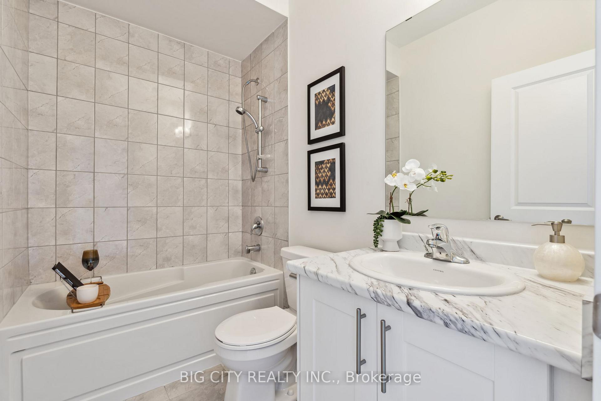Photo 31 of 105 Stauffer Crescent, Markham, Cornell — HOMEH