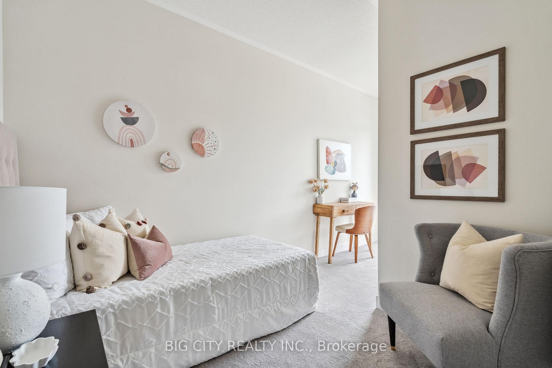 Photo 32 of 105 Stauffer Crescent, Markham, Cornell — HOMEH