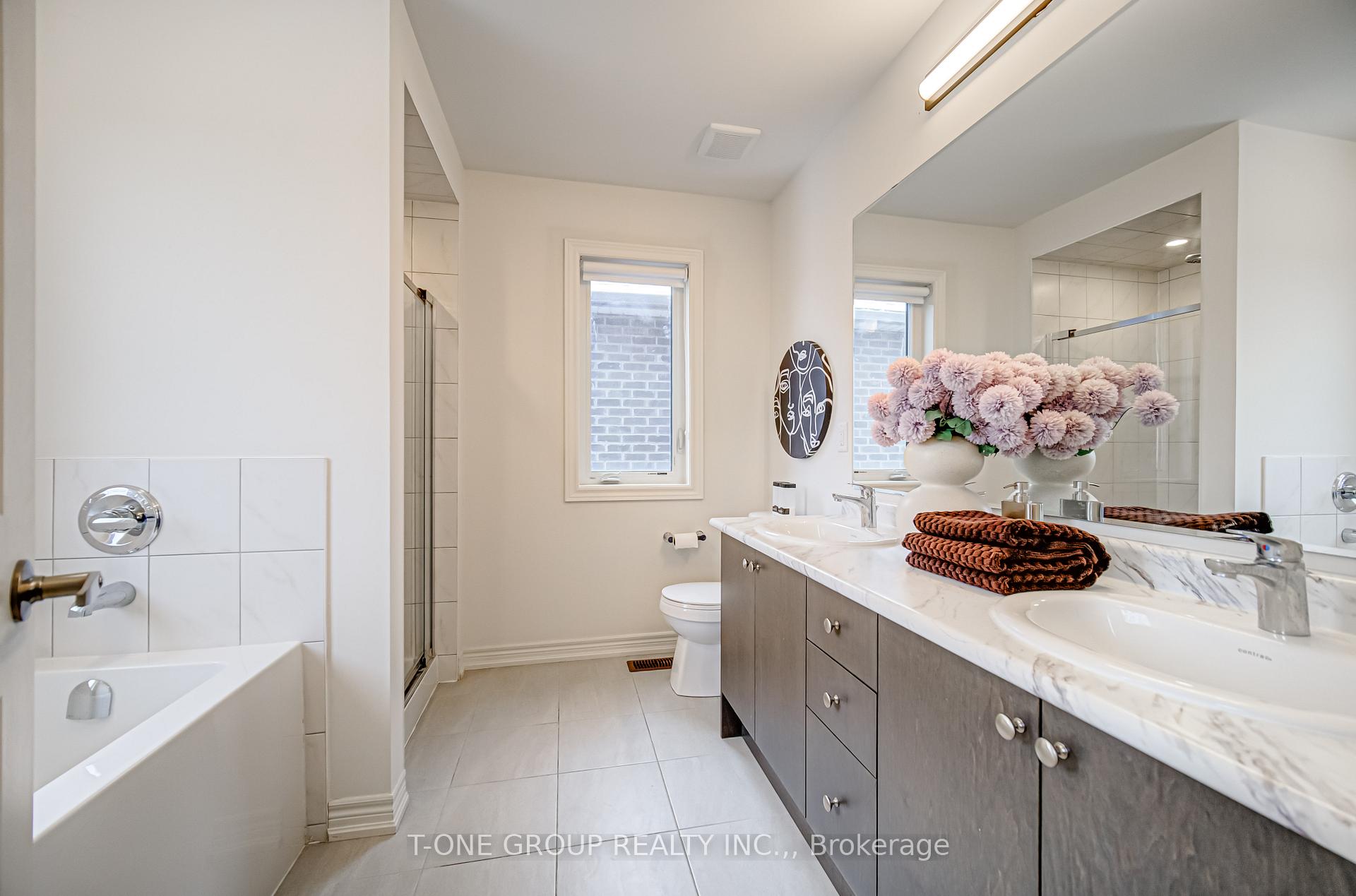 Photo 20 of 47 Willow Street, Markham, Wismer — HOMEH