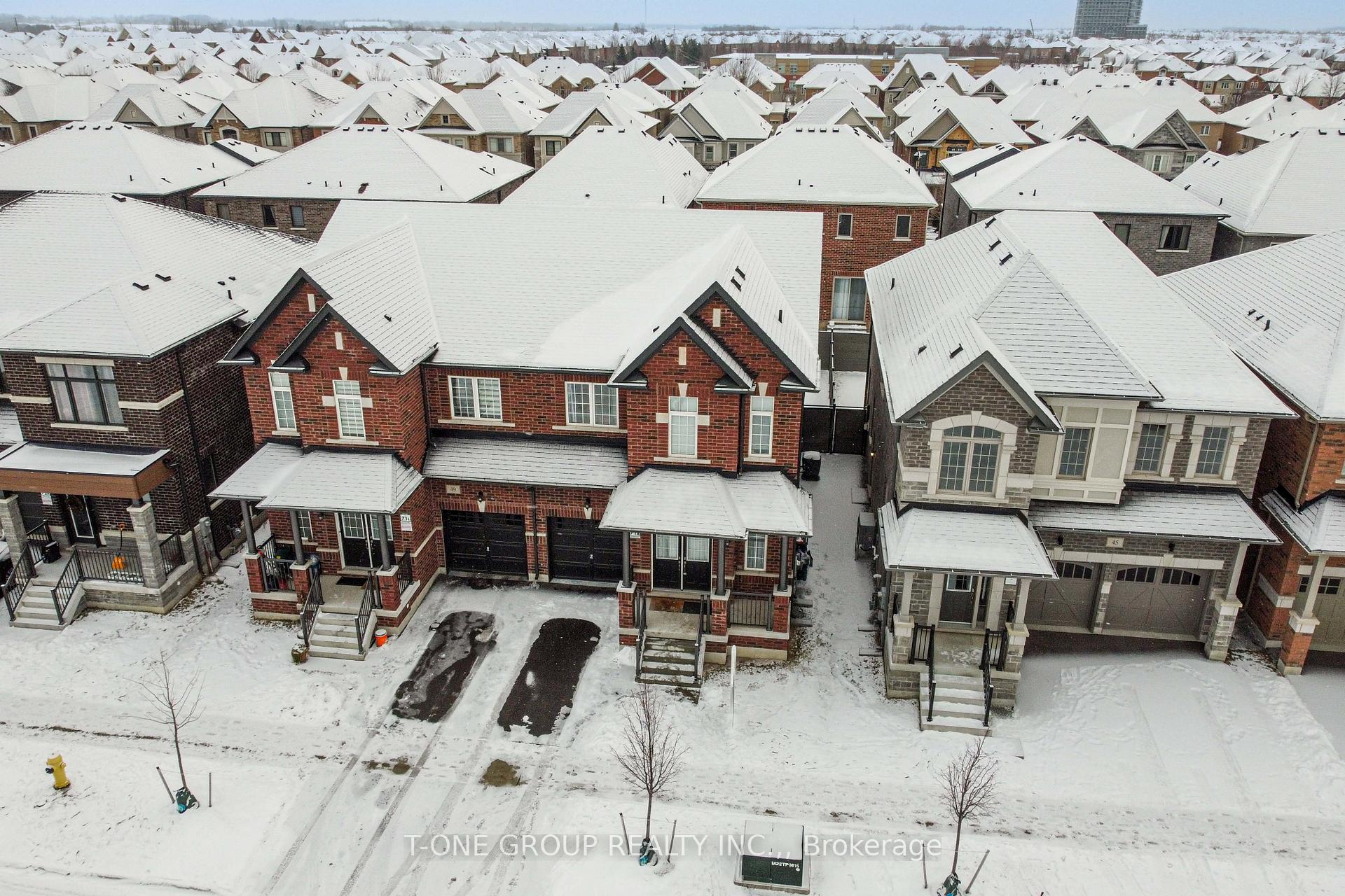 Photo 30 of 47 Willow Street, Markham, Wismer — HOMEH