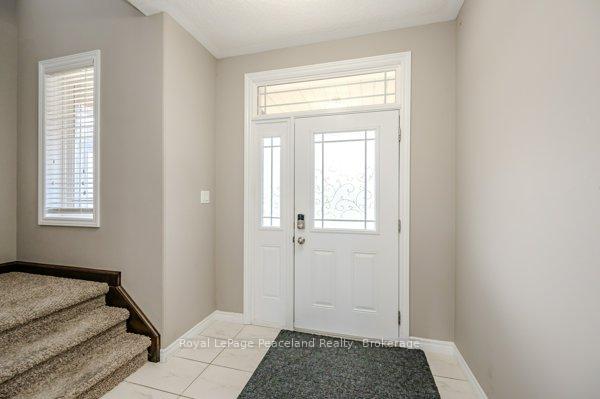 Photo 2 of 605 Sundew Drive, Waterloo — HOMEH