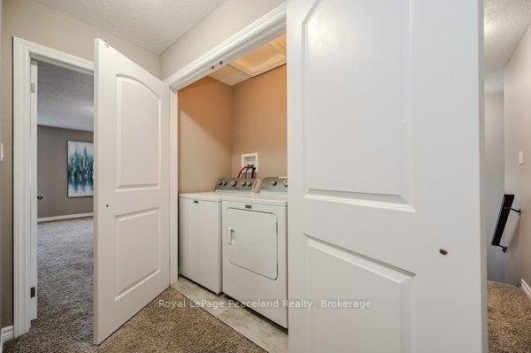Photo 16 of 605 Sundew Drive, Waterloo — HOMEH