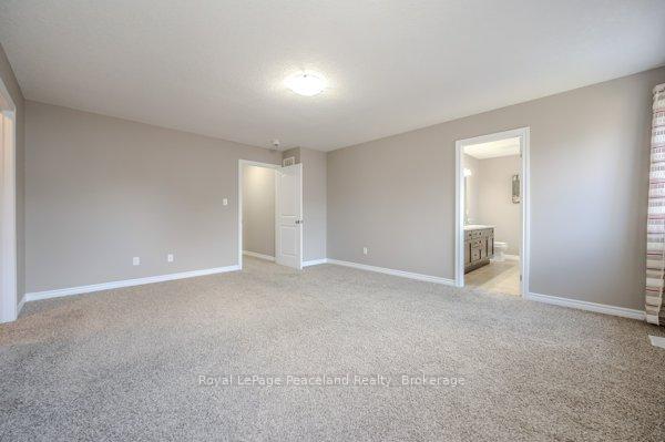 Photo 18 of 605 Sundew Drive, Waterloo — HOMEH