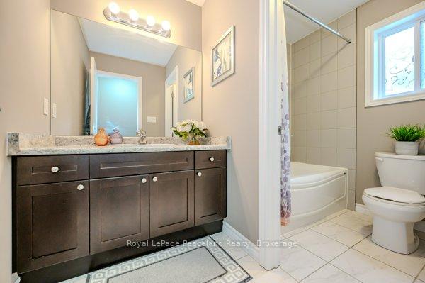 Photo 21 of 605 Sundew Drive, Waterloo — HOMEH