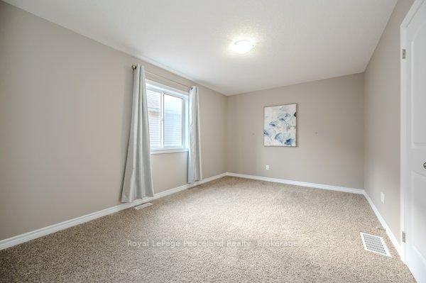 Photo 24 of 605 Sundew Drive, Waterloo — HOMEH