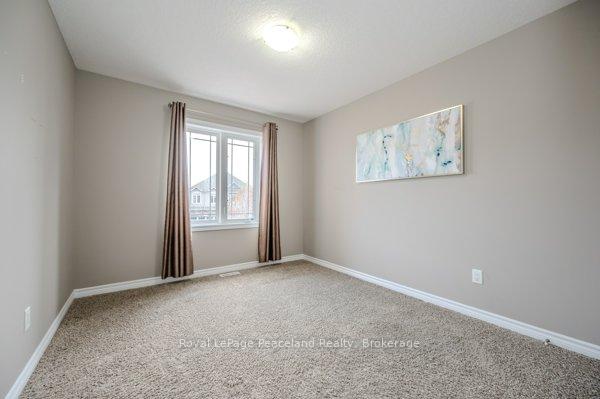 Photo 26 of 605 Sundew Drive, Waterloo — HOMEH