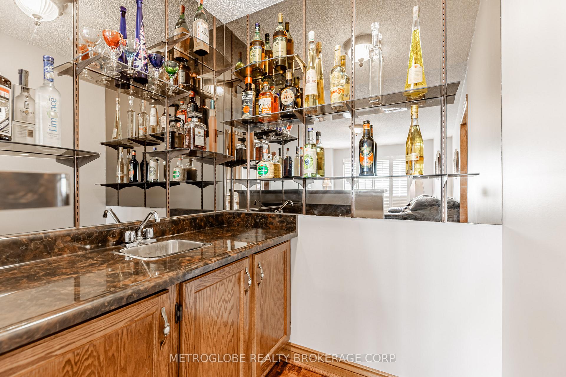 Photo 15 of 411 Forest Drive, Vaughan, West Woodbridge — HOMEH