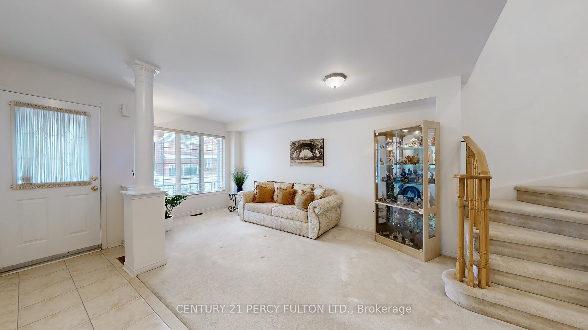 Photo 3 of 314 Castlemore Avenue, Markham, Berczy — HOMEH