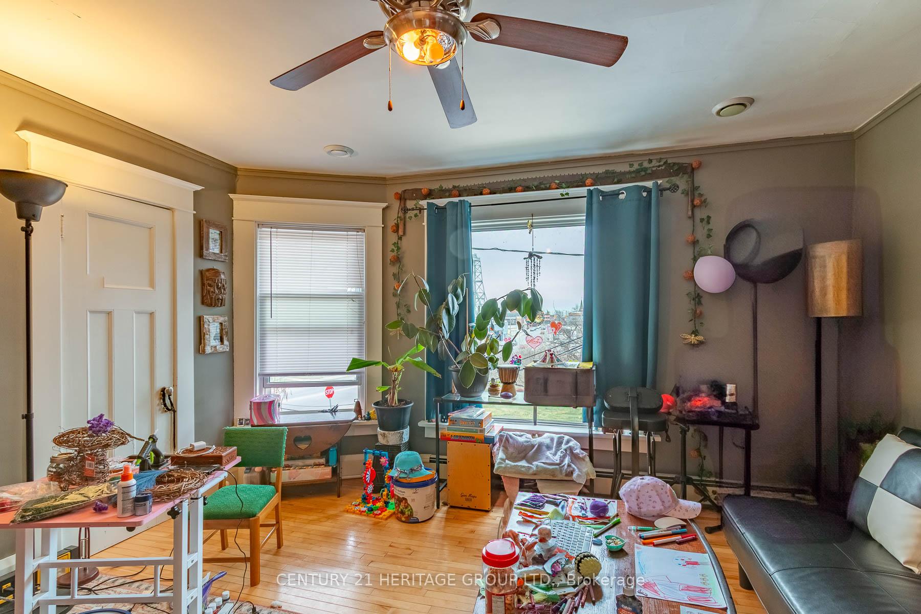 Photo 9 of 101 Niagara Street, Welland, Prince Charles — HOMEH