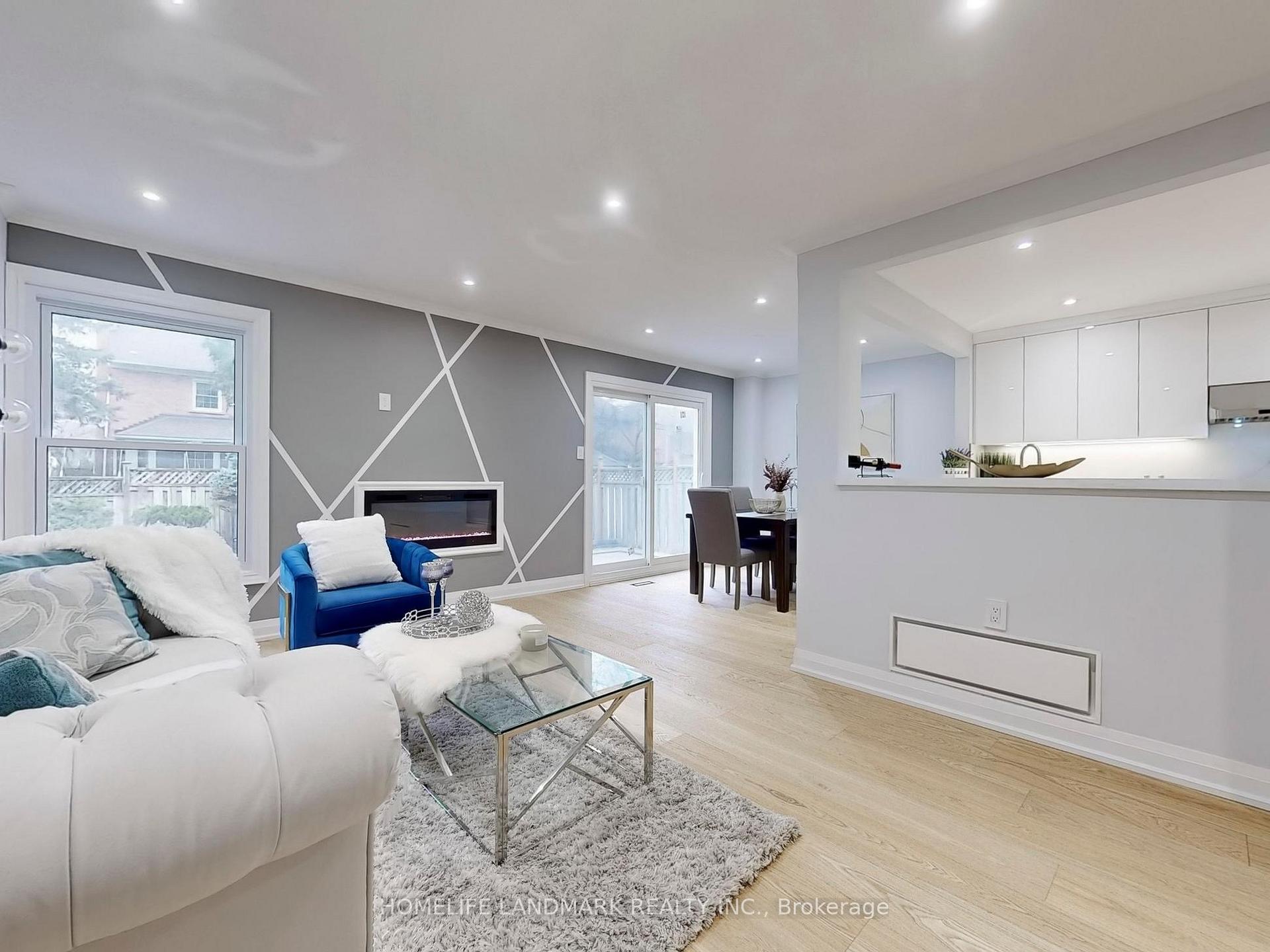 Photo 8 of 38 Juniper Crescent, Markham, Unionville — HOMEH