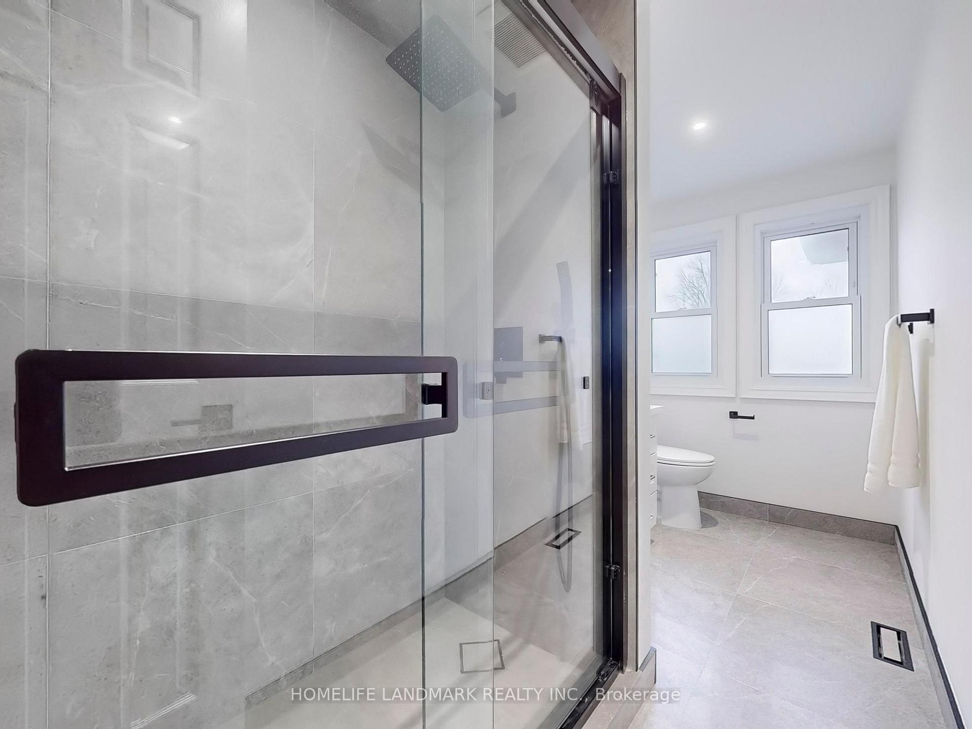 Photo 25 of 38 Juniper Crescent, Markham, Unionville — HOMEH